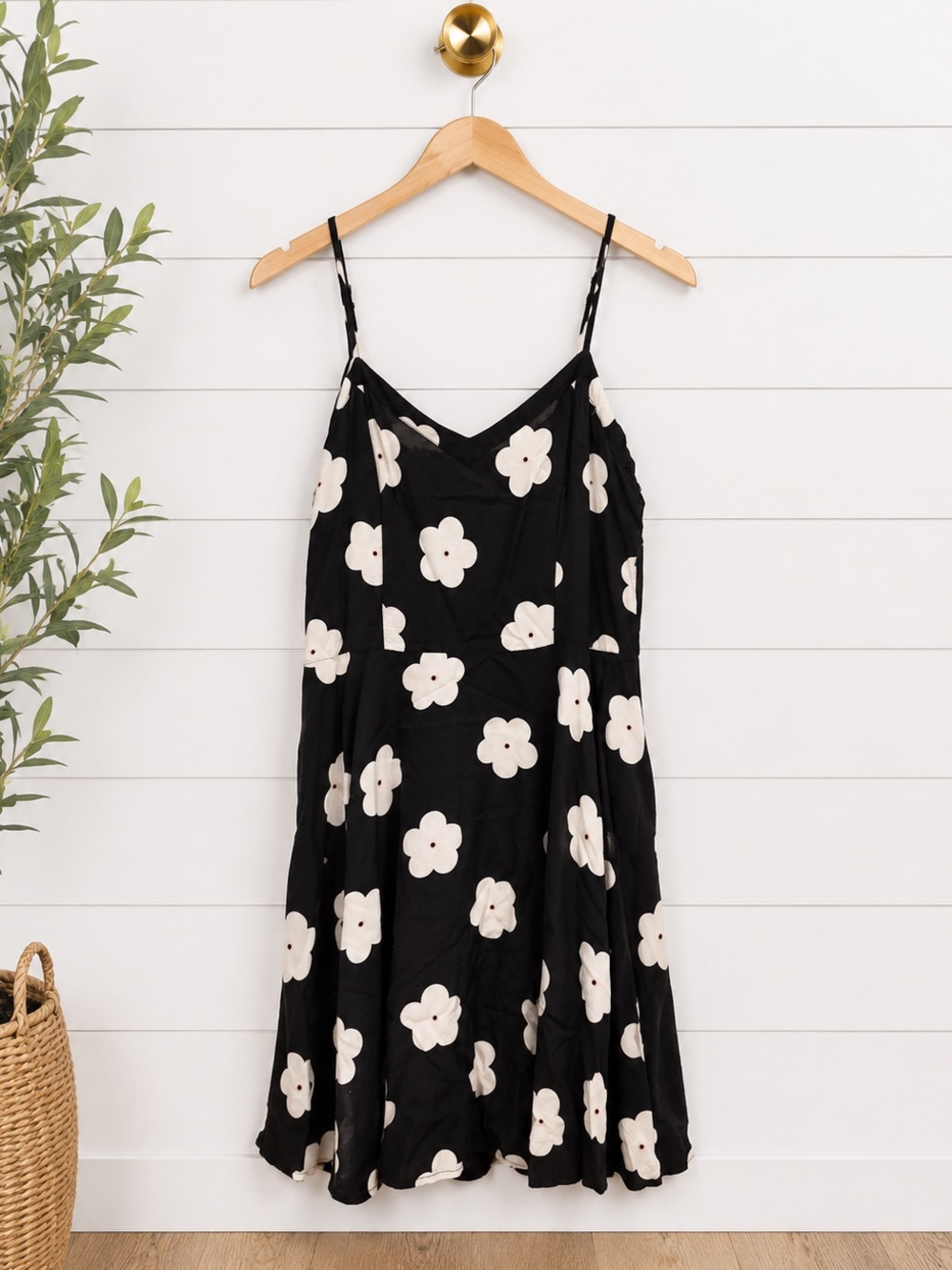 🌼 Cotton On Floral Mini Dress Medium | Daisy Print Spaghetti Strap Fit & Flare